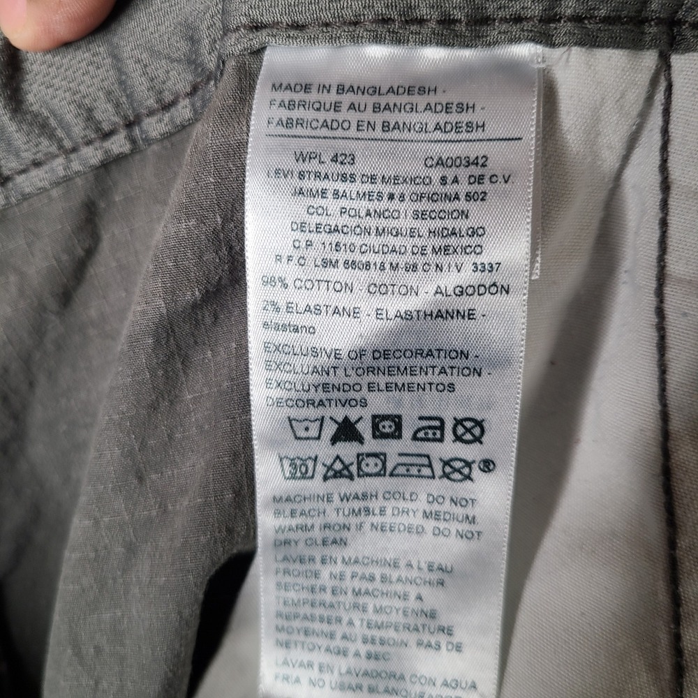 Levis Shorts Mens 44 Gray Cargo Ripstop‎ Signature Gold Cotton Blend Casual - Picture 9 of 11